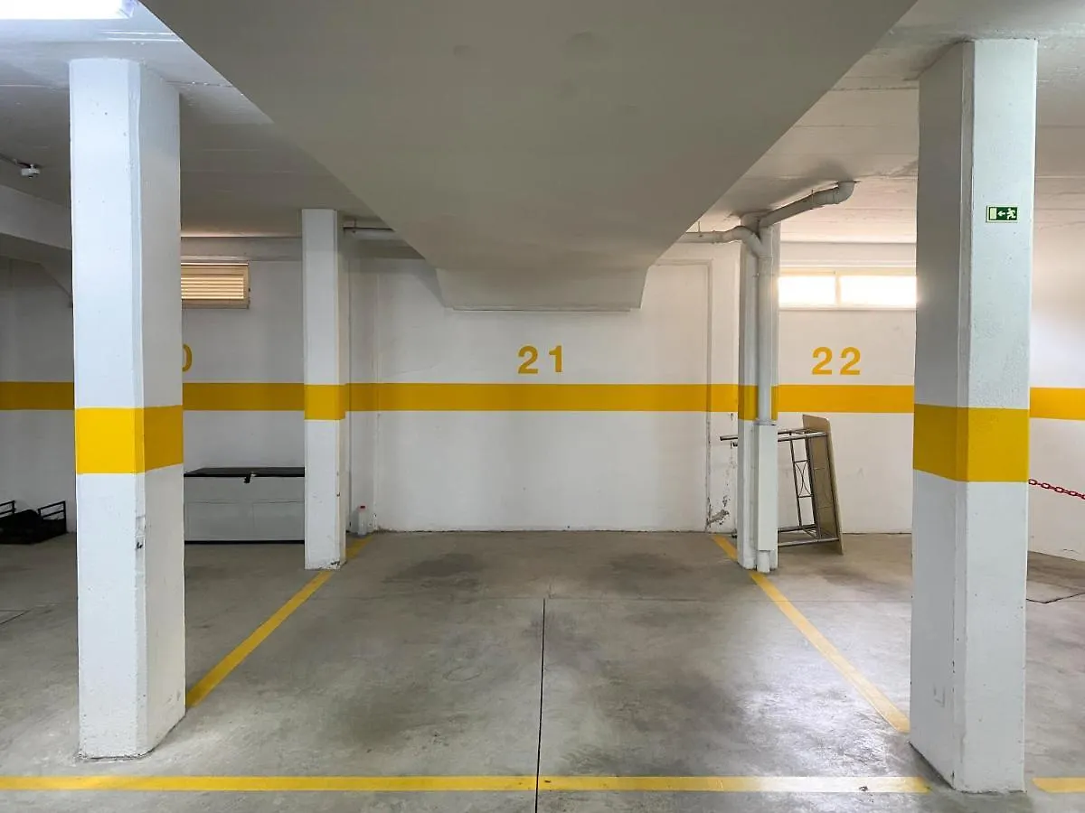 Casa Bruna - No Centro Da Cidade De Lagos Com Piscina, Ar Condicionado E Estacionamento